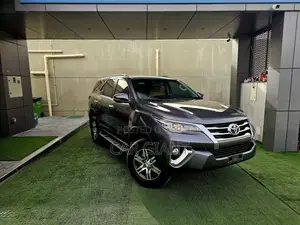 Toyota Fortuner 2.7 AWD 2020 Gray