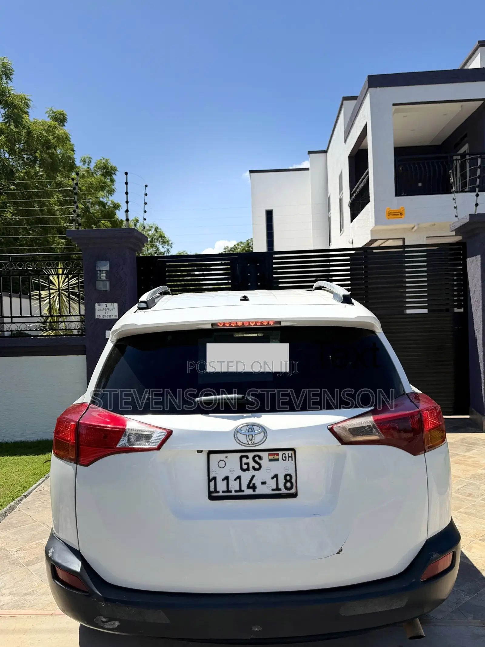 Toyota RAV4 XLE 4dr SUV (2.5L 4cyl 6A) 2014 White