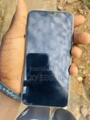 Apple iPhone 11 64 GB Purple