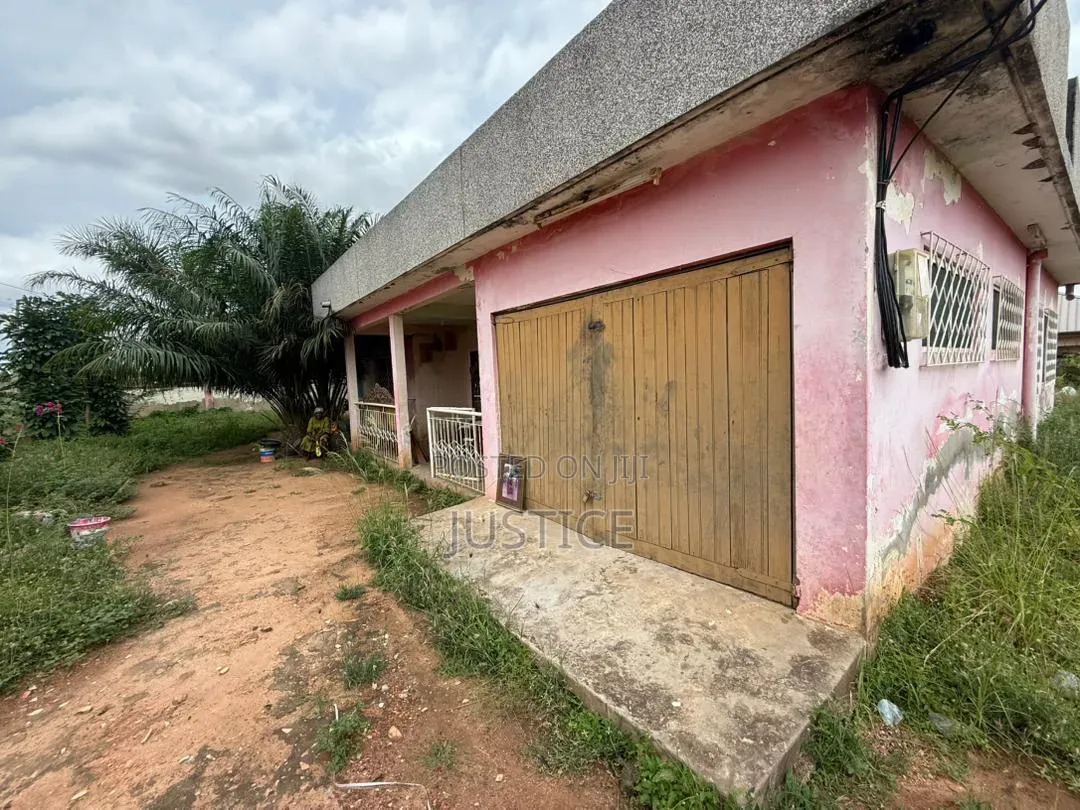 100 by 143 Size Plot With Old Building Achimota