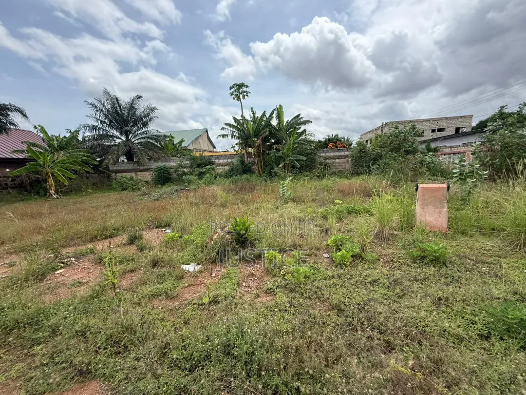100 by 143 Size Plot With Old Building Achimota