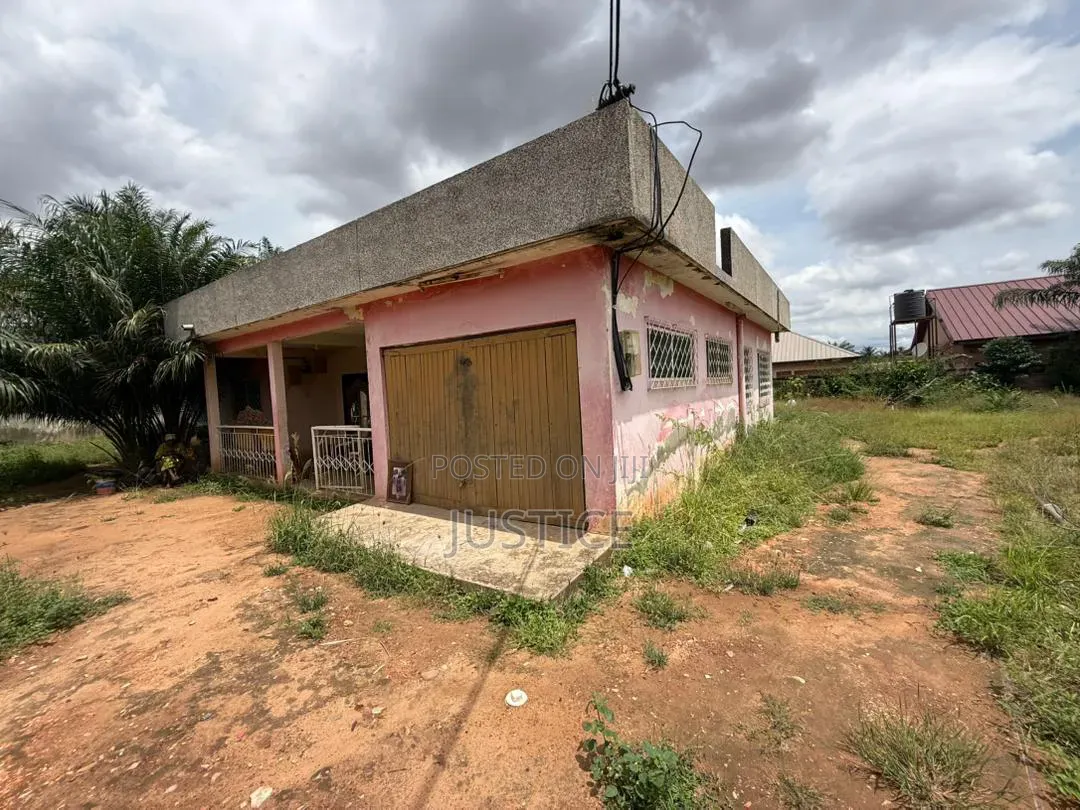 100 by 143 Size Plot With Old Building Achimota