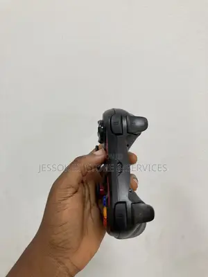 V8/ V13 Wireless Bluetooth Gamepad for Android, Ios, Pc, and Ps3