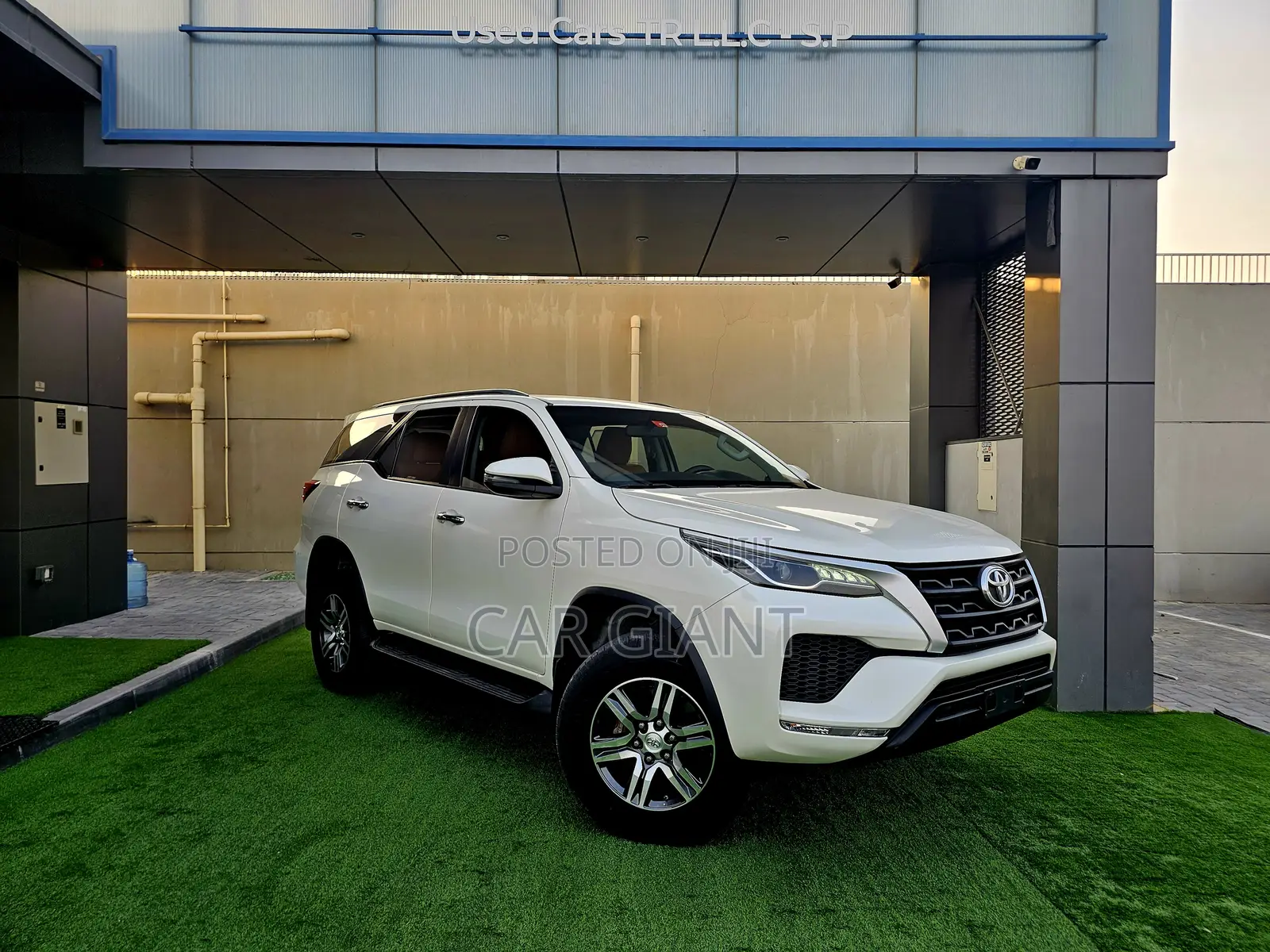 Toyota Fortuner 2022 White