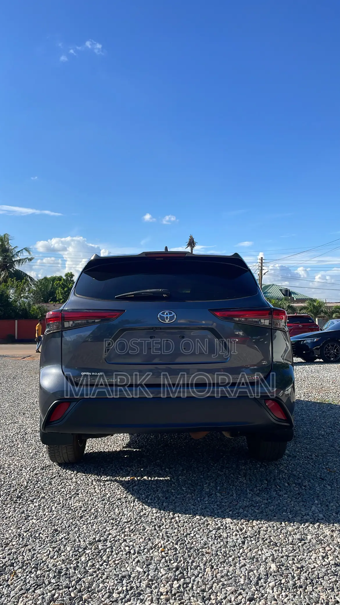 Toyota Highlander XLE 2022 Gray
