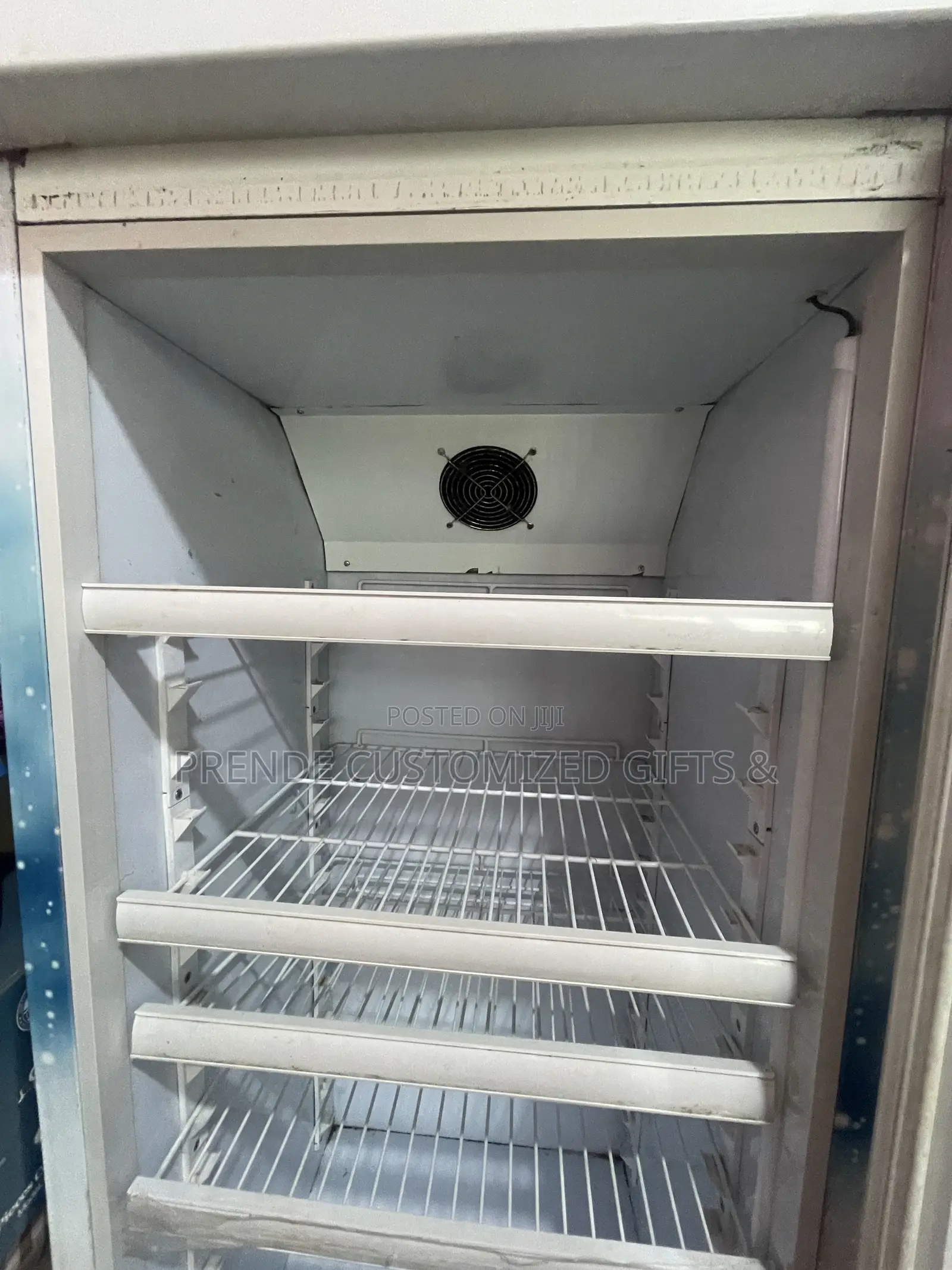 Roch 290l Showcase Fridge