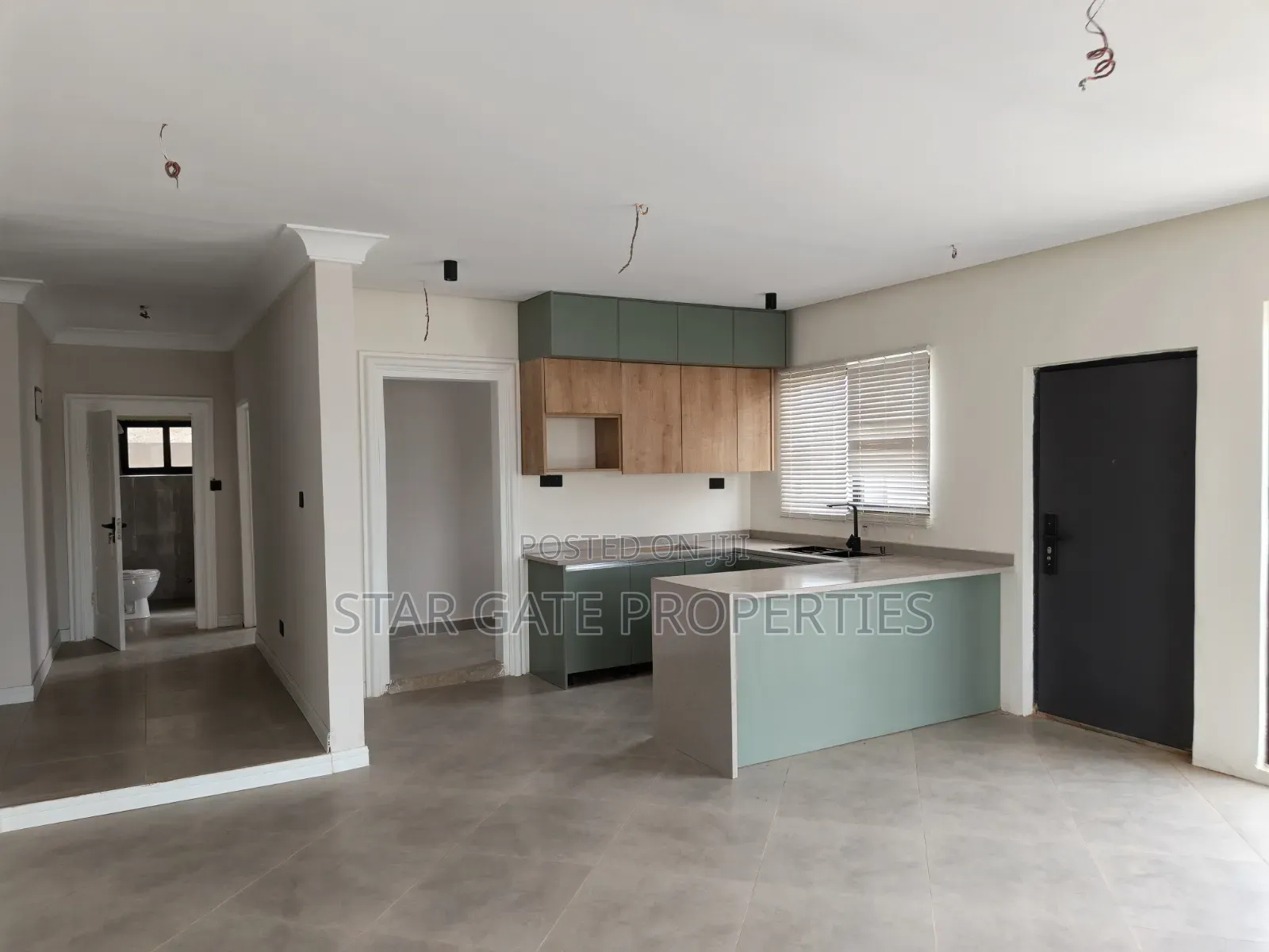 3bdrm House in Gated Estate Houses, Kumasi Metropolitan for sale