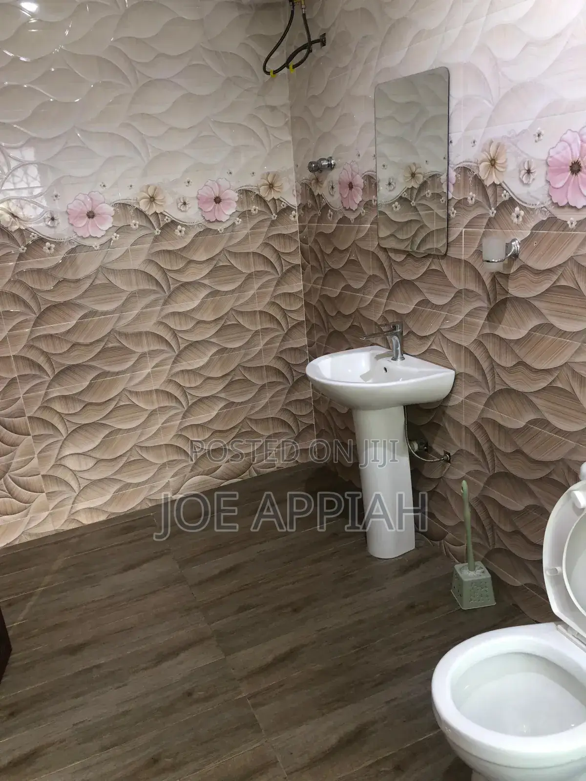 Daily Short Stay Furnished Rooms (Yaa Asantewaa Inn)