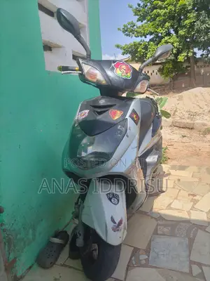 Yamaha YBR125 2025 Black