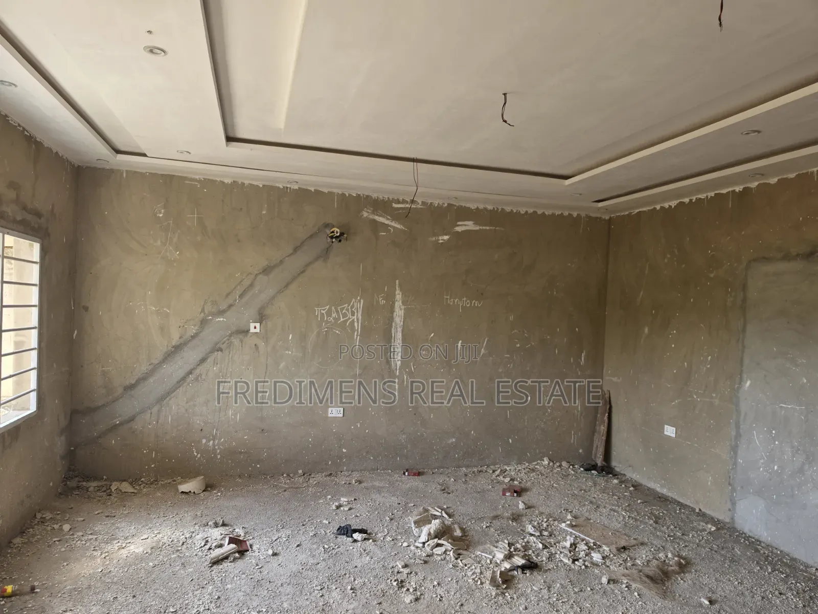 4bdrm Apartment in Fredimens Real, Afigya-Kwabre for sale