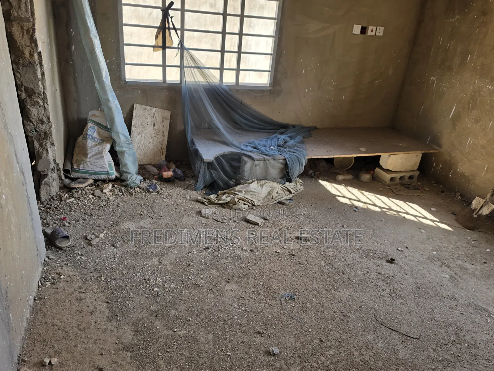 4bdrm Apartment in Fredimens Real, Afigya-Kwabre for sale