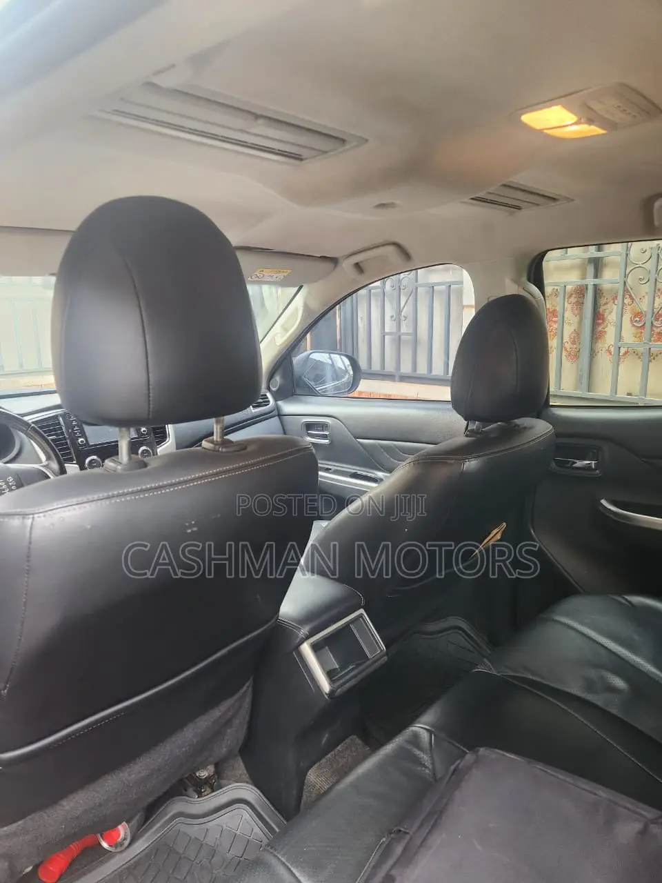 Mitsubishi L200 2023 Gray