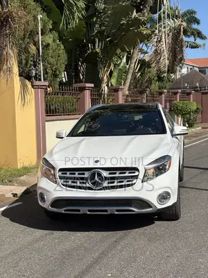 Mercedes-Benz GLA 250 2019 White