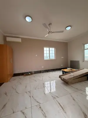 4bdrm Duplex in West Hills Mall Area for sale