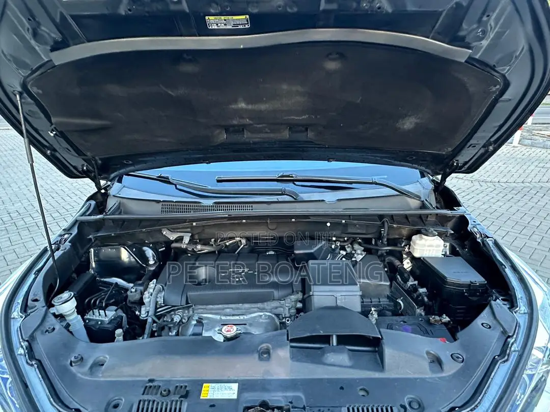 Toyota Highlander LE Plus 2019 Black