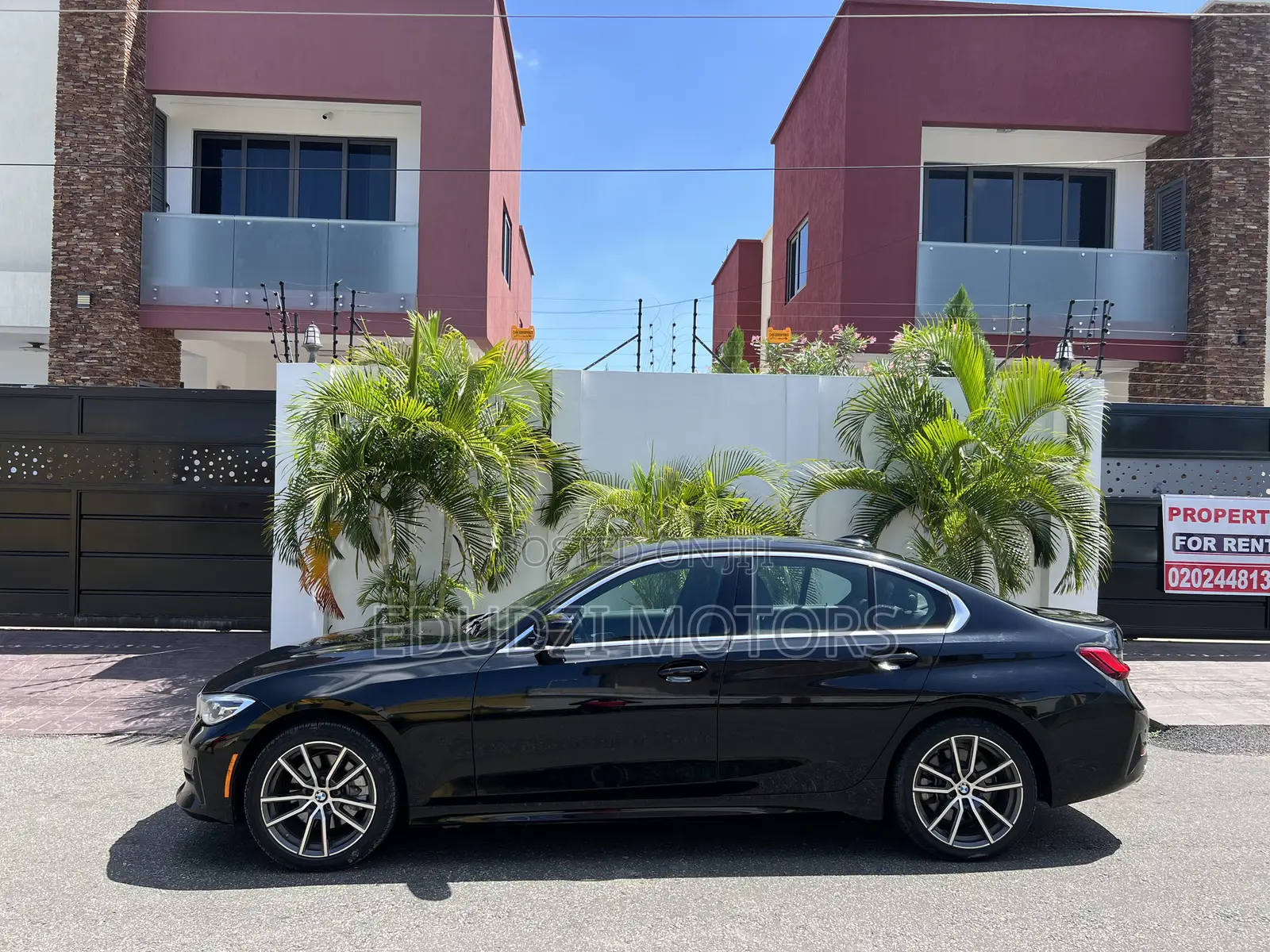 BMW 330i 2022 Black