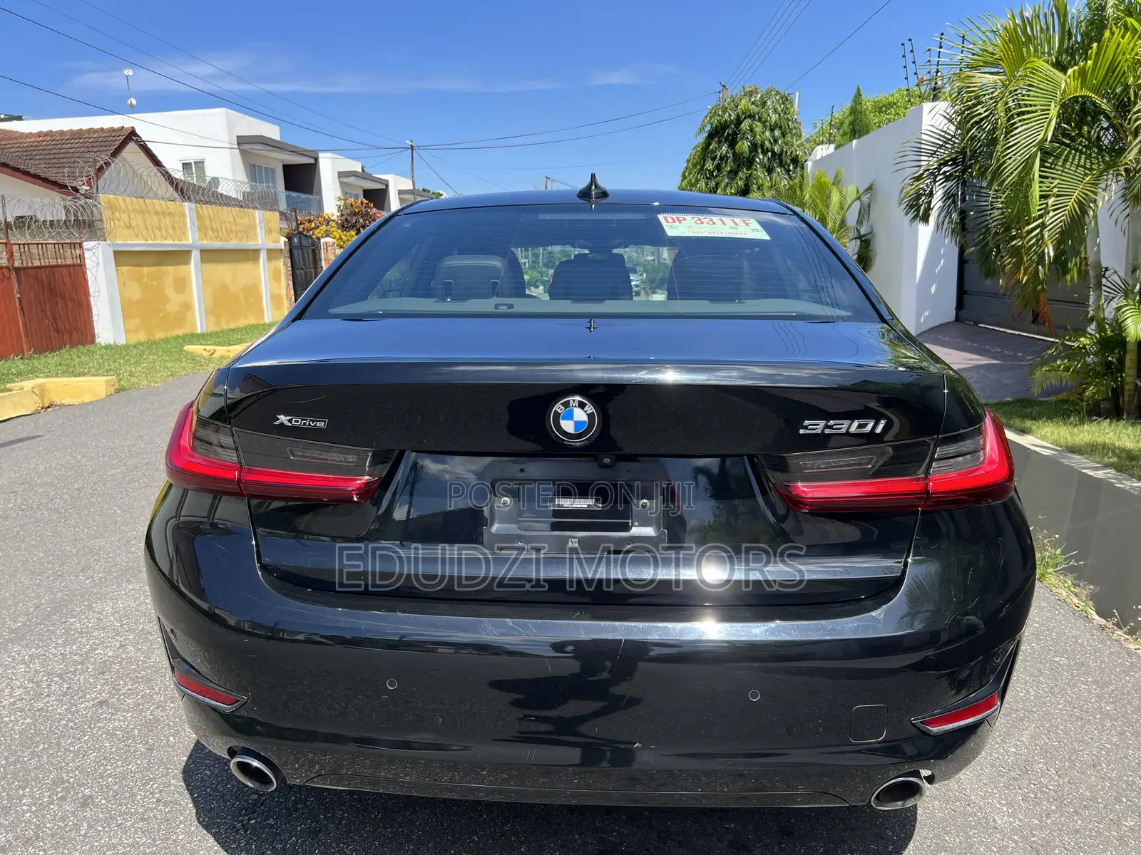 BMW 330i 2022 Black
