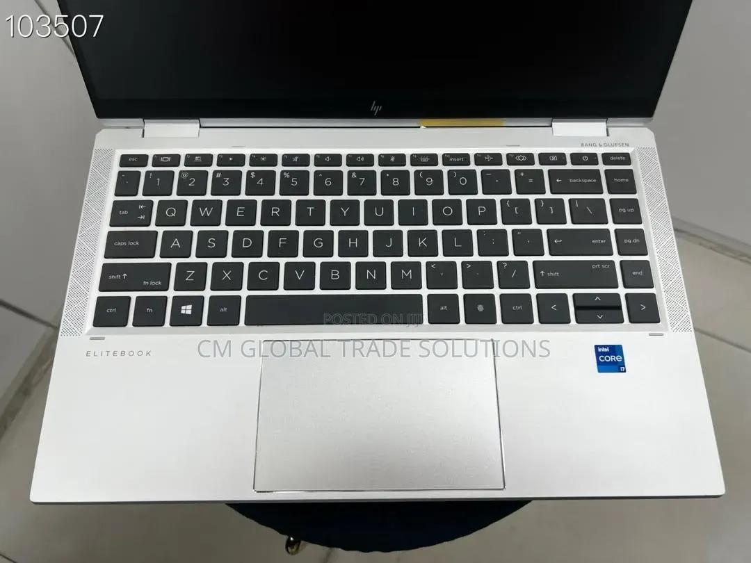 New Laptop HP EliteBook 1040 G8 16GB Intel Core i7 SSD 512GB