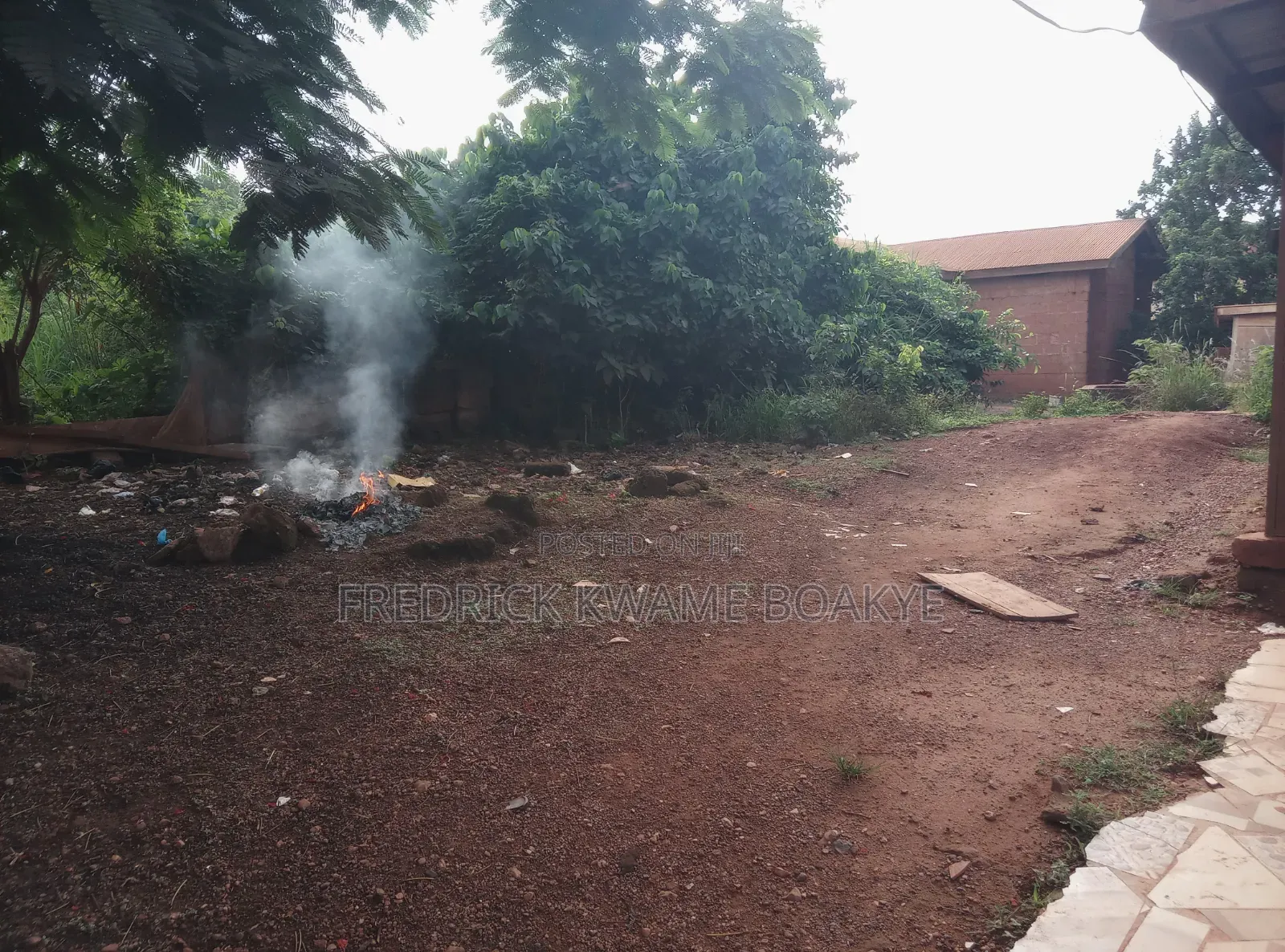 Business Land for Sale at Santasi Bofodu