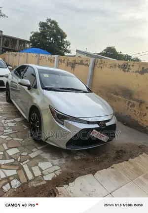 Toyota Corolla 2020 Silver