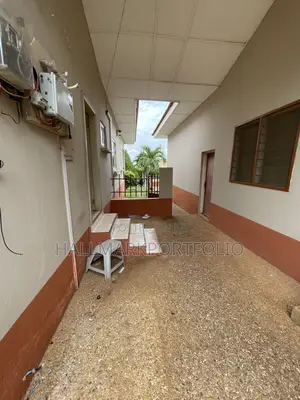 5bdrm House in Regimanuel Gray, Spintex for sale