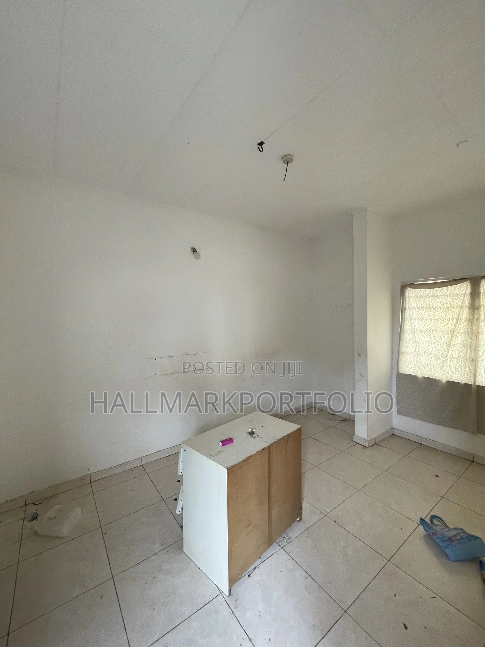 5bdrm House in Regimanuel Gray, Spintex for sale