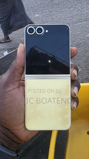 Samsung Galaxy Z Flip6 512 GB Yellow