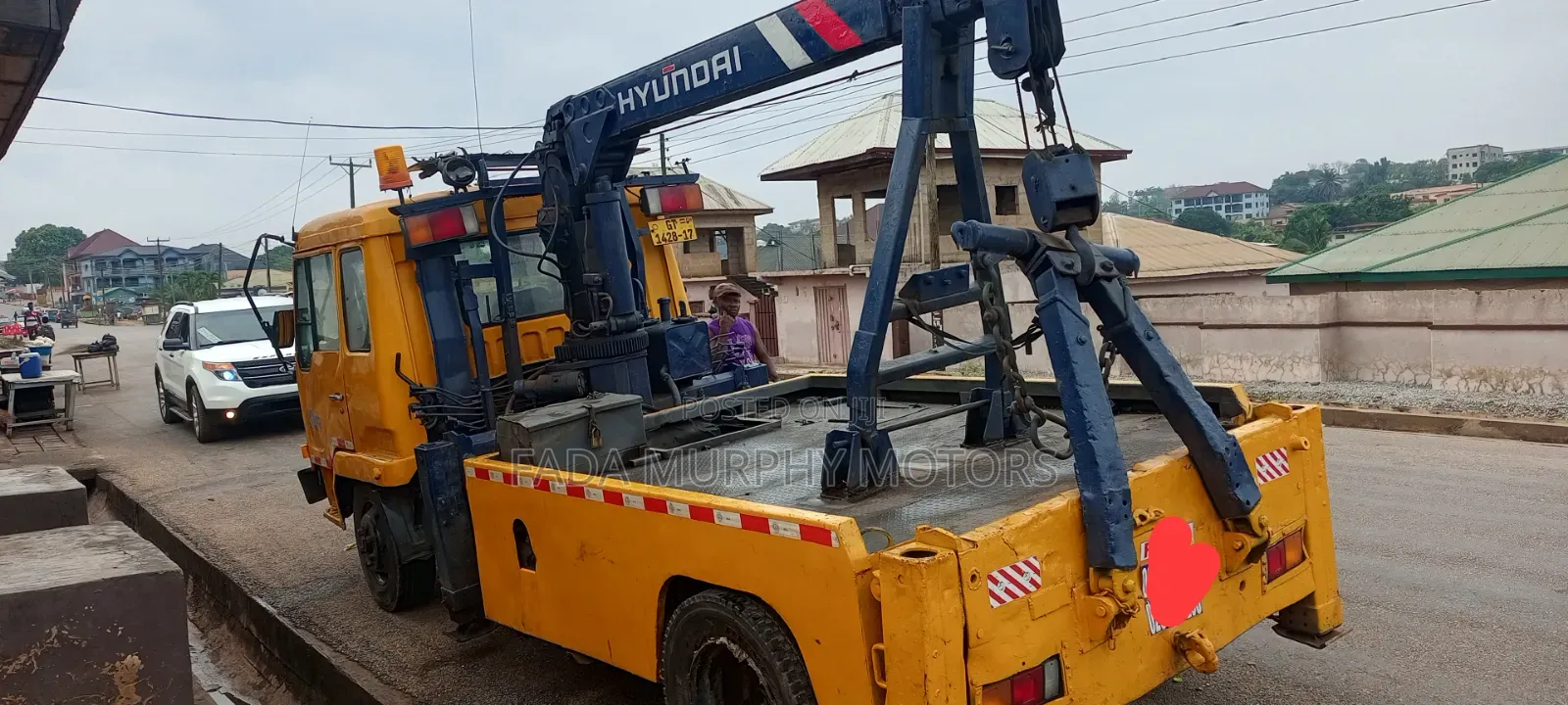 Hyundai Manlift Truck
