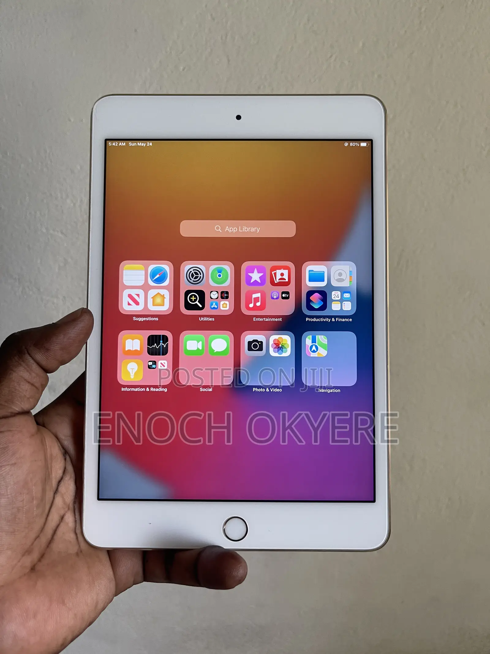 Apple iPad mini 4 16 GB Gray