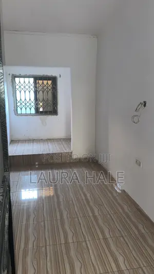 1bdrm Apartment in Dansoman Russia, Sharp Curve for rent