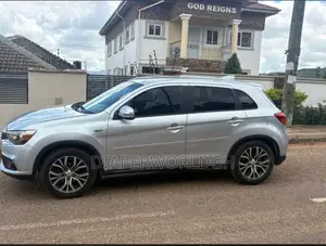 Mitsubishi Outlander 2016 Silver