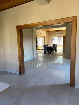 5bdrm House in 5 Bedroom House East, Ability for rent
