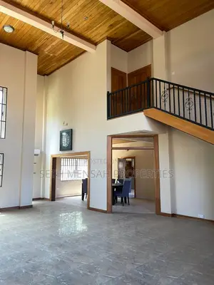 5bdrm House in 5 Bedroom House East, Ability for rent