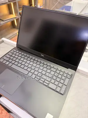 Laptop Dell Latitude 5590 16GB Intel Core i5 SSD 256GB