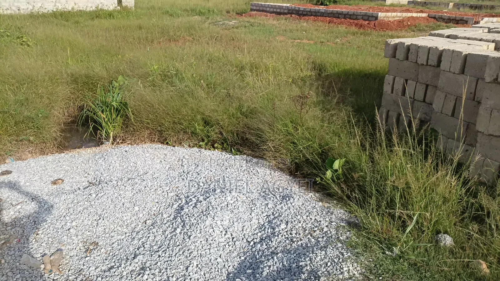 Litigation Free Half Plot of Land for Sale at Pakyi No.2