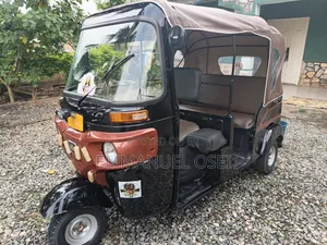 Bajaj RE 2021 Black