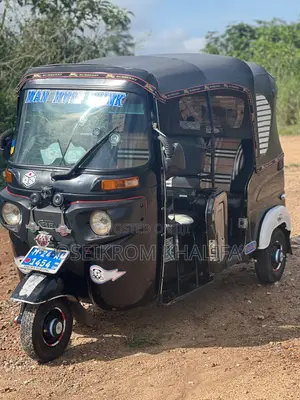 Bajaj RE 2024 Black