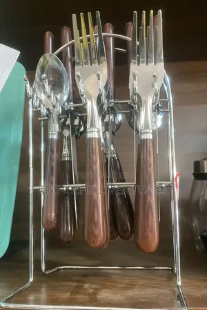 24 PCS Cutlery Set With Stand