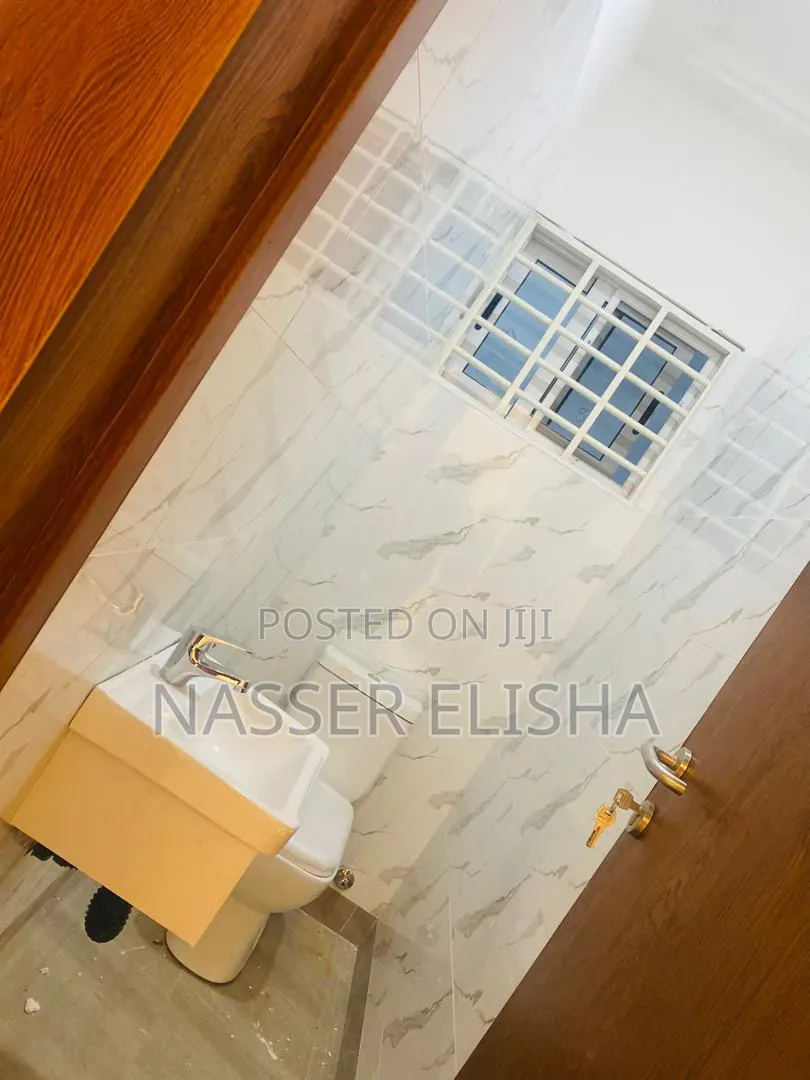 3bdrm House in Sarpeiman, Amasaman for sale