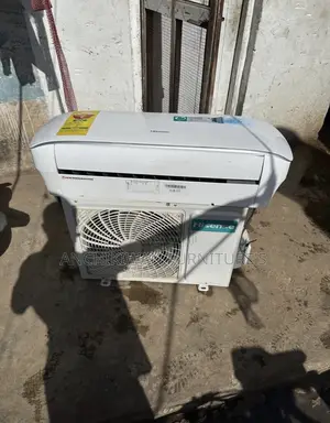 Hisense 1.5 Hp Aircondition (3 Months Used )