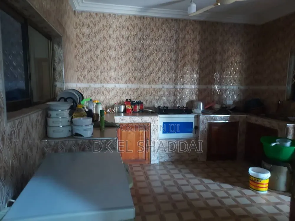 4bdrm House in Pokuase for sale
