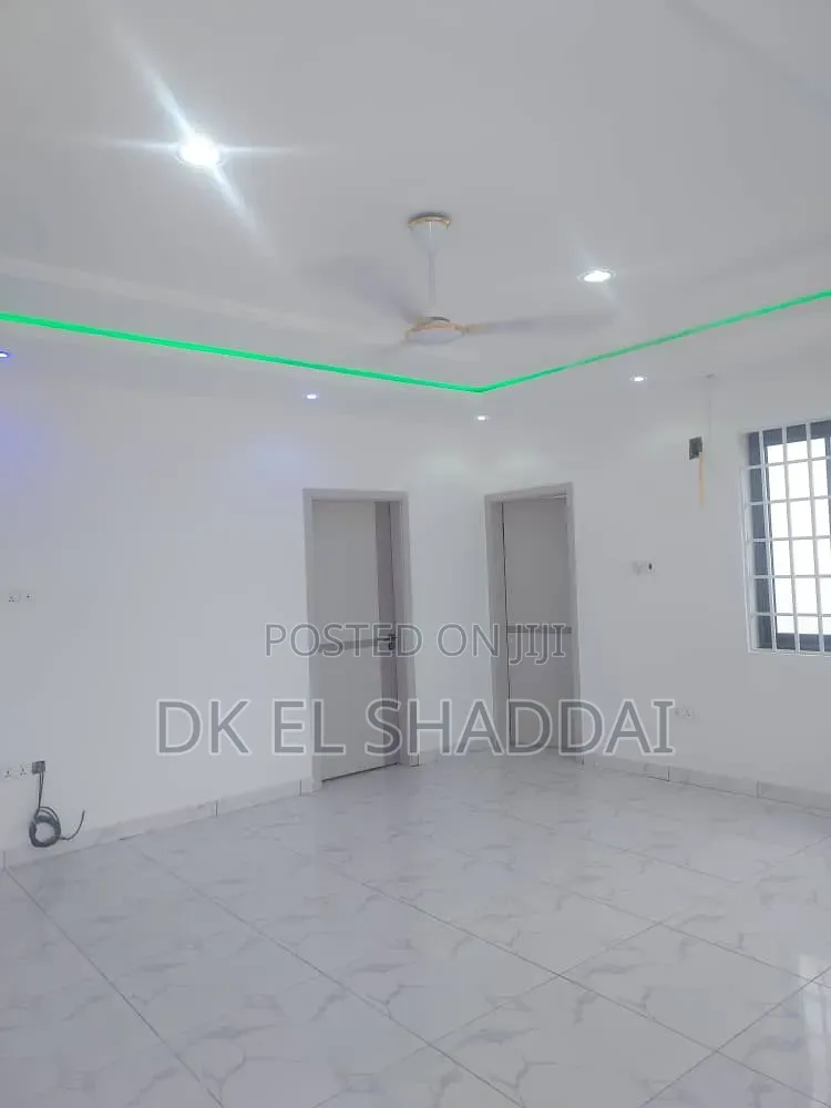 3bdrm Apartment in Amasaman for sale