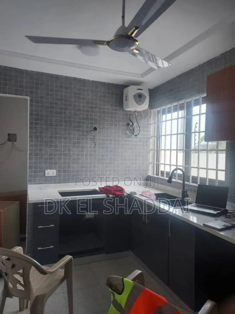 3bdrm Apartment in Amasaman for sale