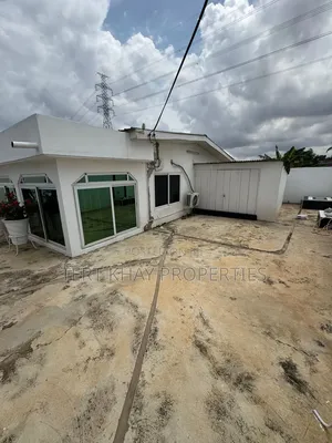 3bdrm House in Carprice, Accra New Town for sale