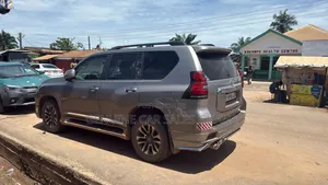 Toyota Land Cruiser Prado 2.7 2017 Gray