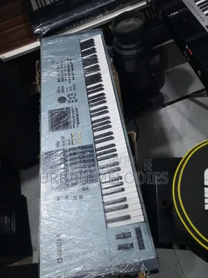 Yamaha Motif Xs8 Synthesizer Workstation Keyboard