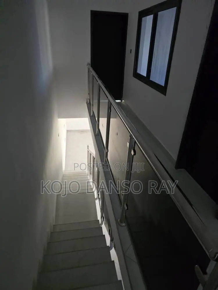 4bdrm House in Pandak Agency, Oyarifa for rent