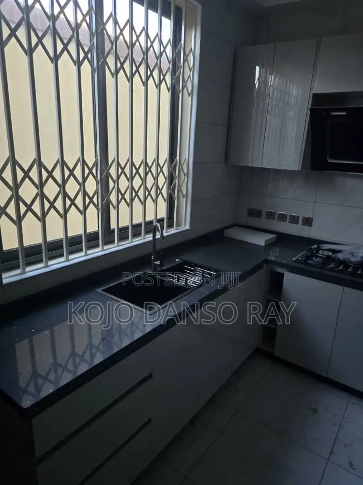 4bdrm House in Pandak Agency, Oyarifa for rent