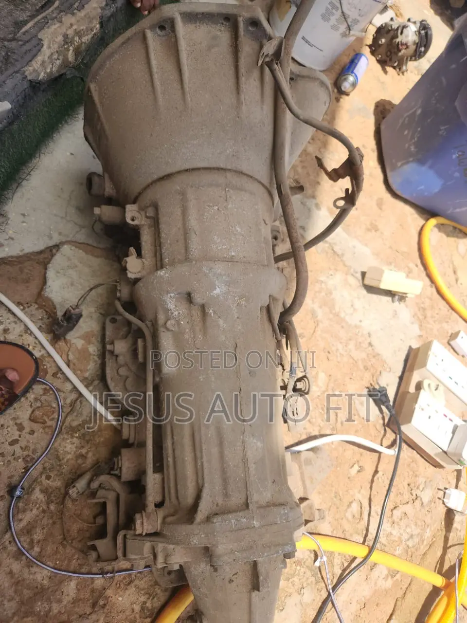 2002-2005 Jeep Liberty/Cherokee 4x4 Gearbox. (M01430aa)