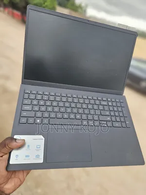 Laptop Dell Inspiron 15 3000 8GB Intel Core i5 HDD+SSD 512GB